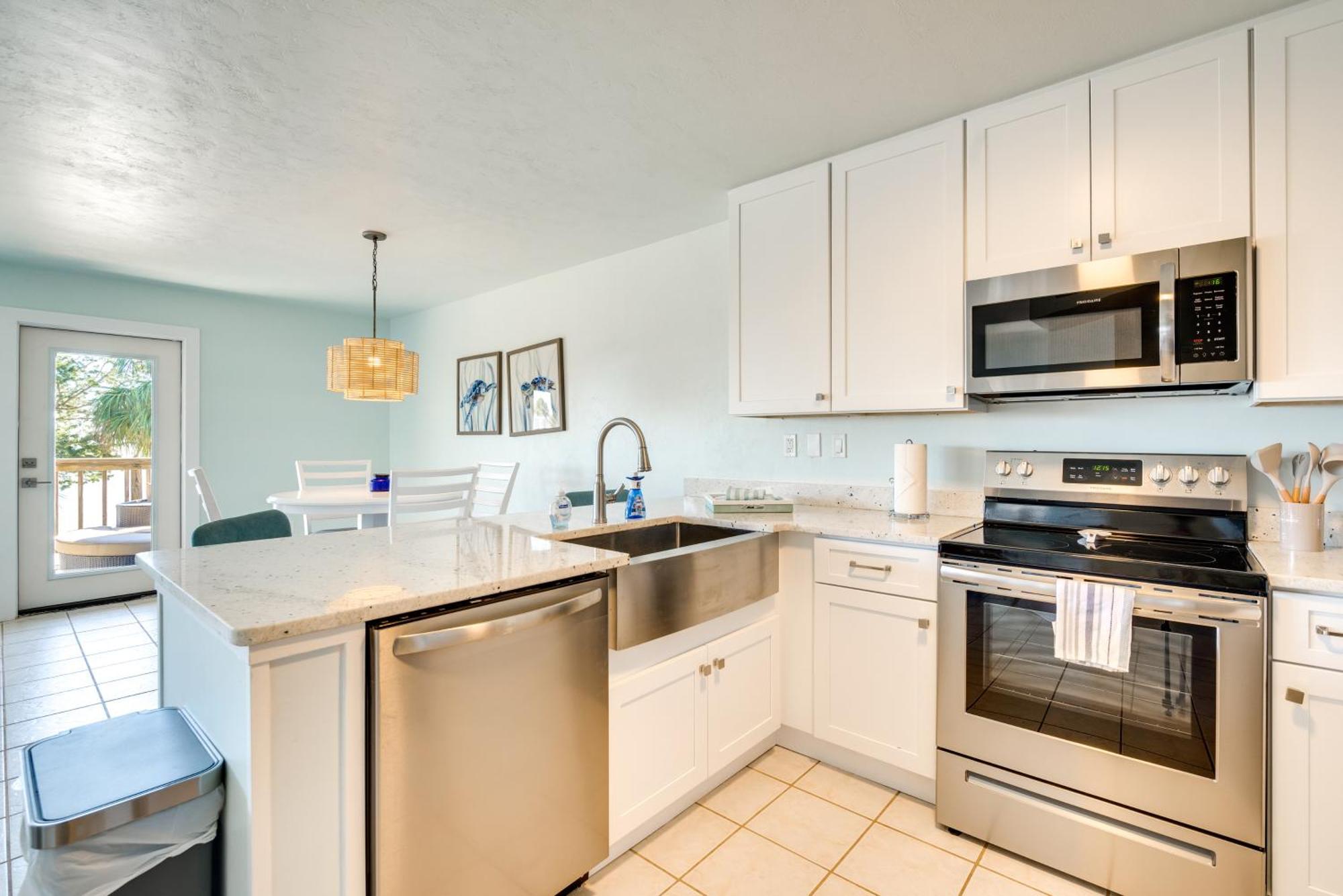 Cedar Key Condo With Balcony And Gulf Views! Buitenkant foto