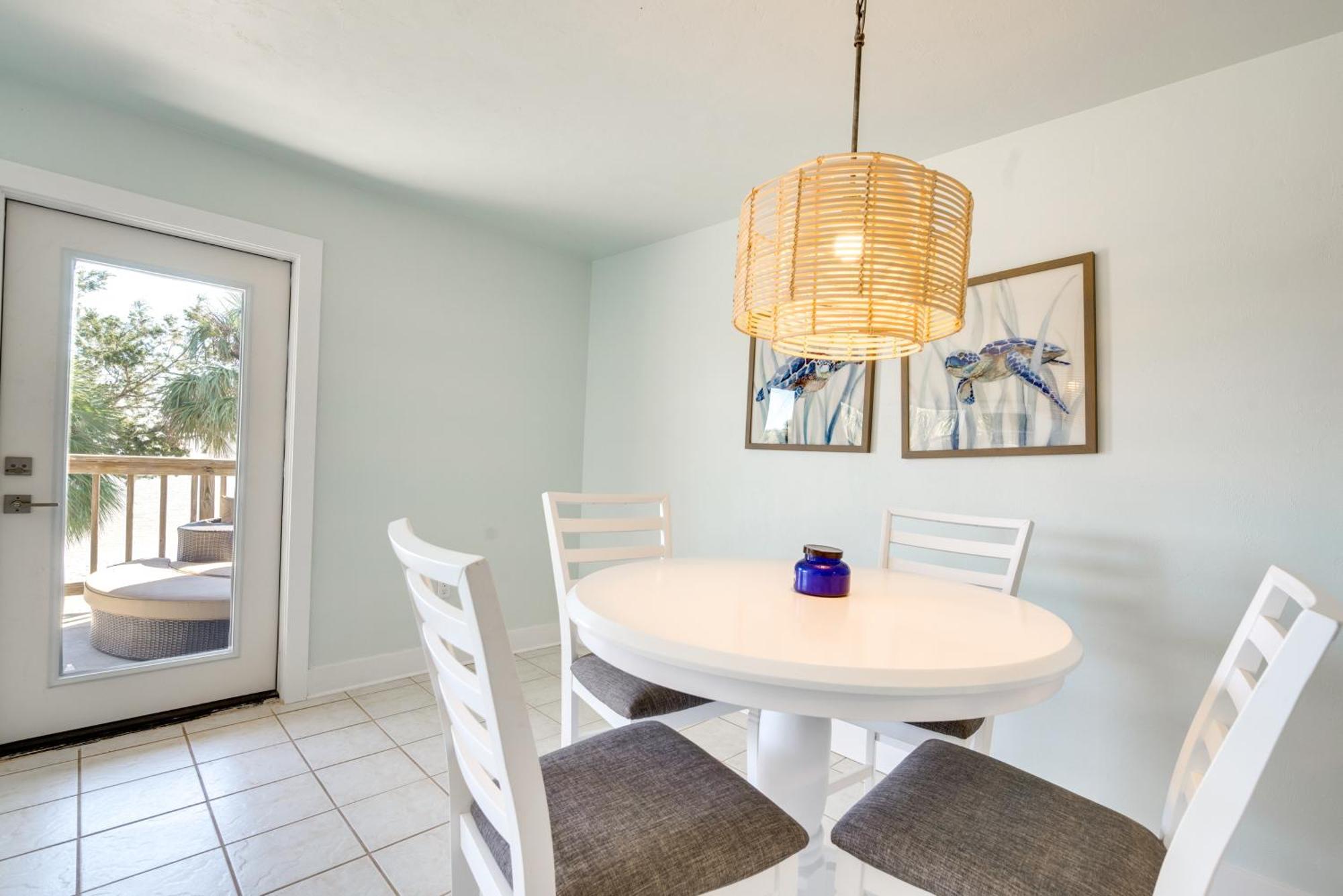 Cedar Key Condo With Balcony And Gulf Views! Buitenkant foto